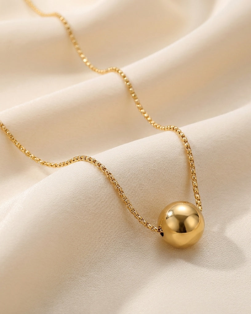 Collar Esfera Dorada