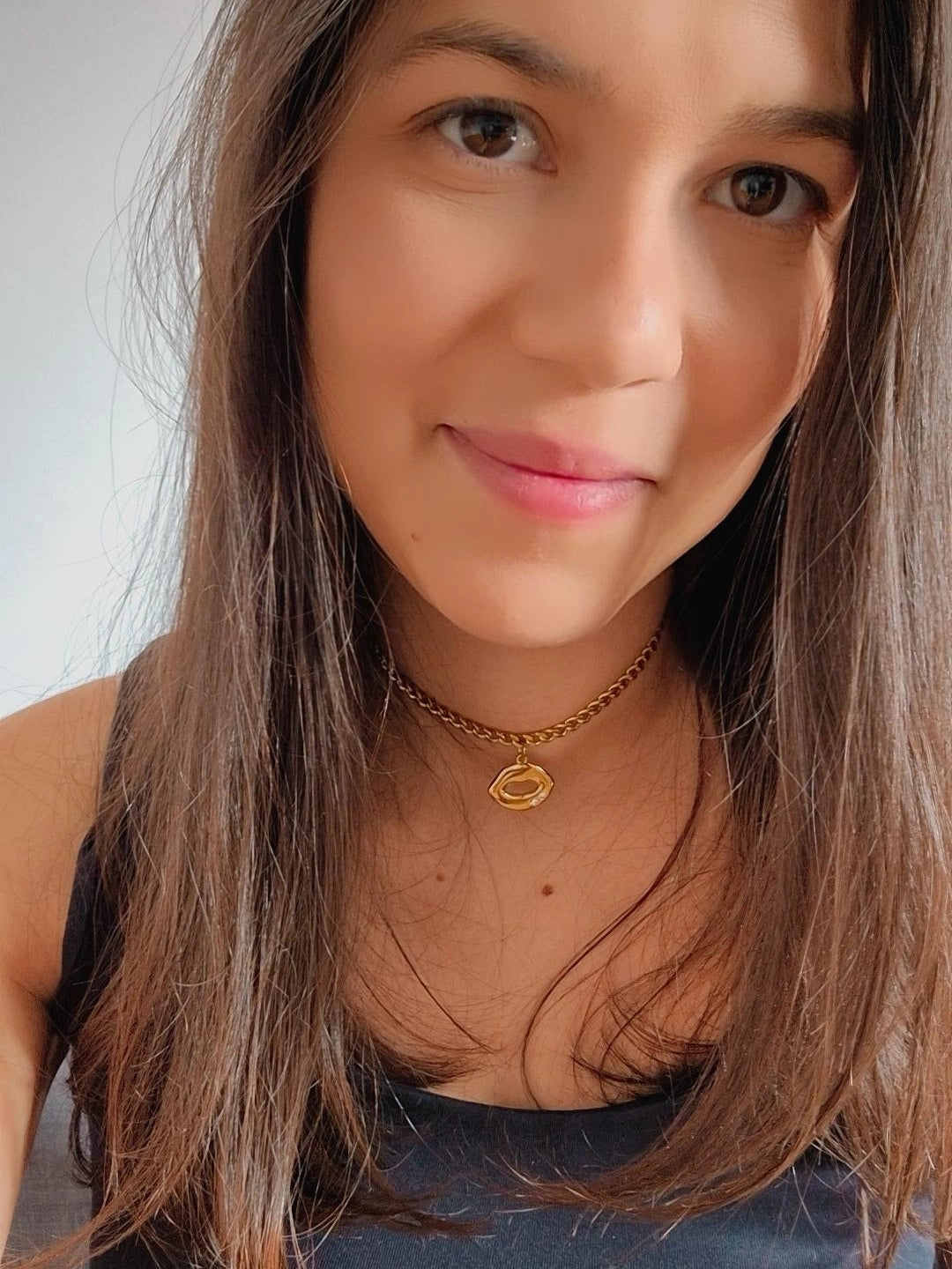 Choker Beso Dorado