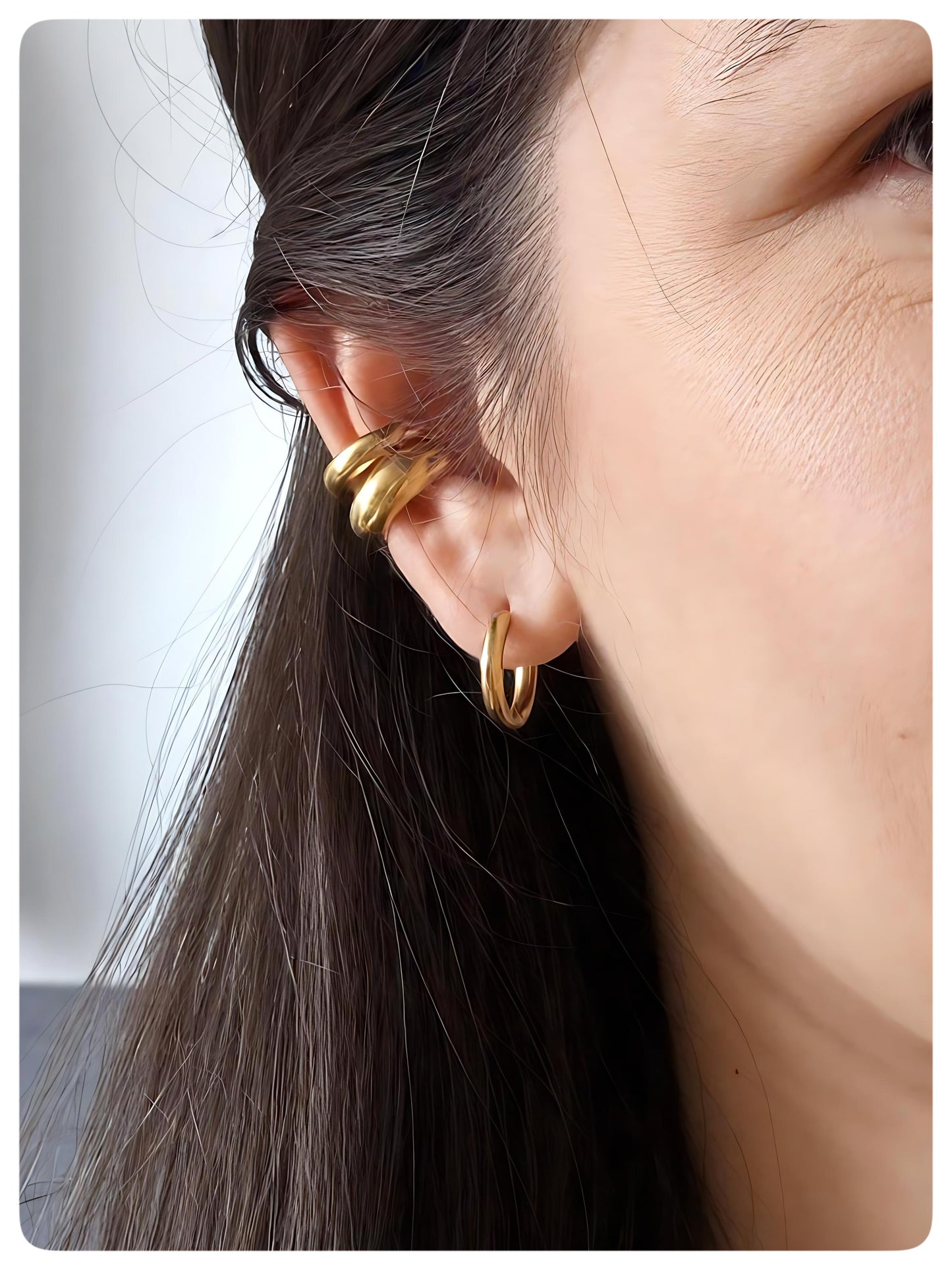 Gold Ear cuff