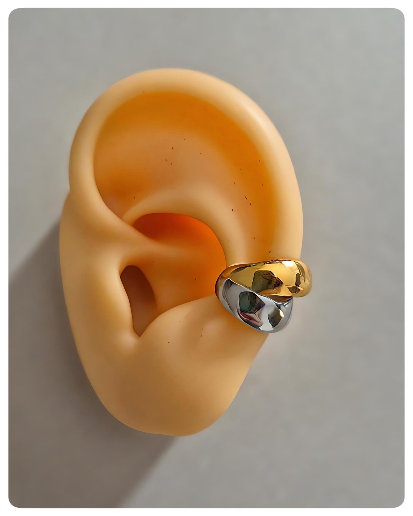 Modern Earcuff