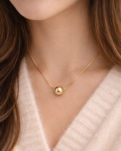 Collar Esfera Dorada